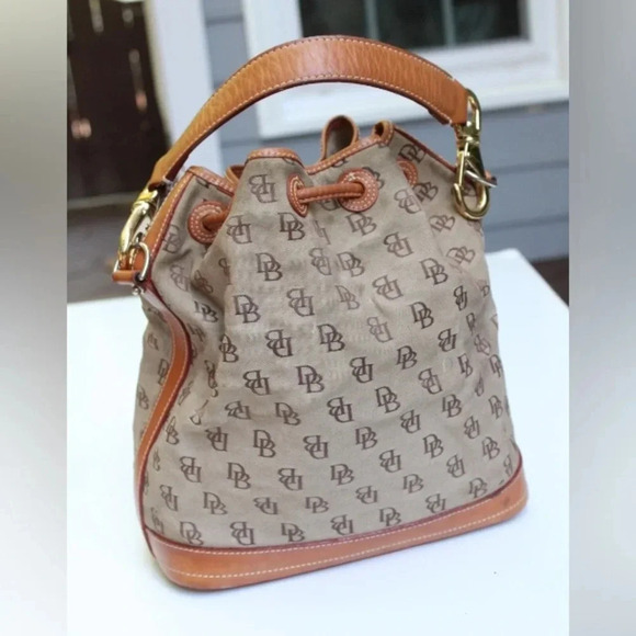 Vintage Dooney & Bourke drawstring bag - Picture 2 of 16